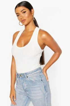 Ärmelloser Gerippter Basic Body Mit Tiefem Ausschnitt