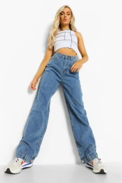 Boyfriend-Jeans Mit Knopfdetail Am Saum