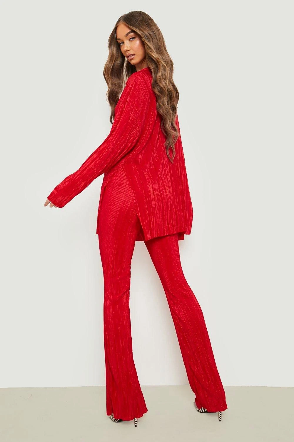 Plissee-Schlaghose Aus Satin 2 Plissee-Schlaghose Aus Satin – Bild 2