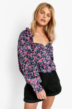 Florales Oberteil Mit Volumenärmeln