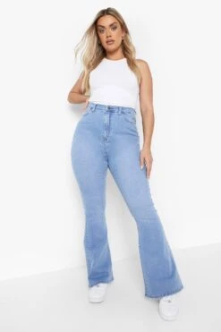 Plus Schlagjeans Aus Stretch-Denim