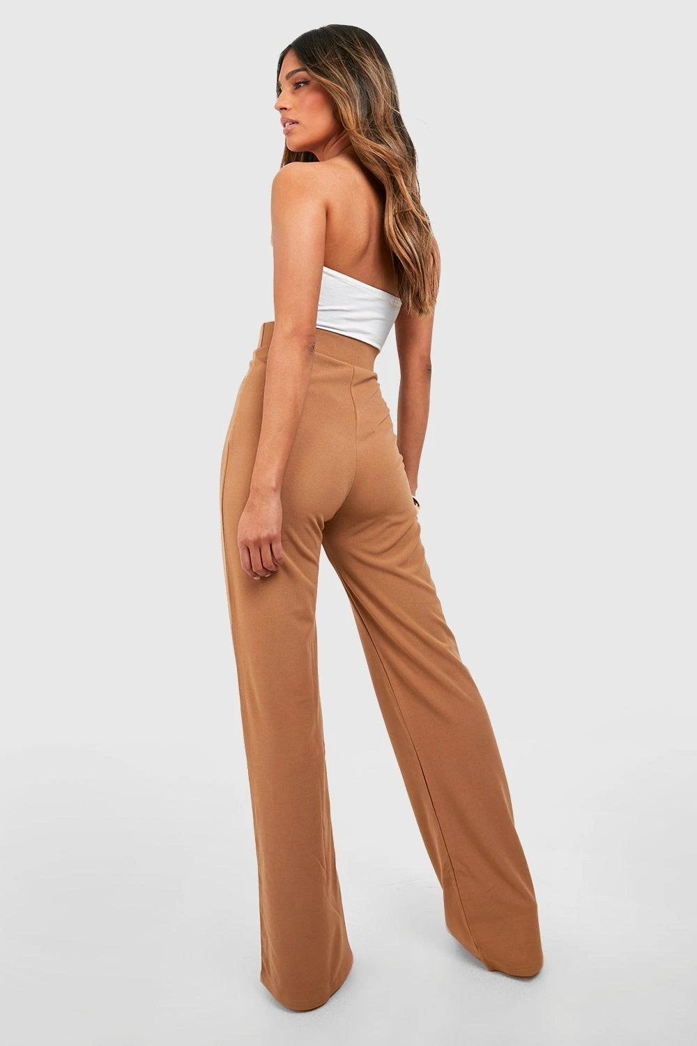 Gerade Hose Aus Crepe-Stoff Mit Gürtel Und O-Ring 2 Gerade Hose Aus Crepe-Stoff Mit Gürtel Und O-Ring – Bild 2