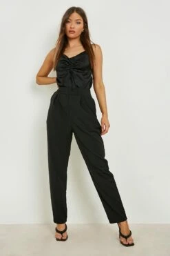 Schmale Hose Mit Bundfalte