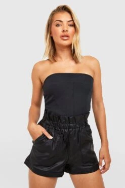 PU-beschichtete Paperbag-Jeansshorts