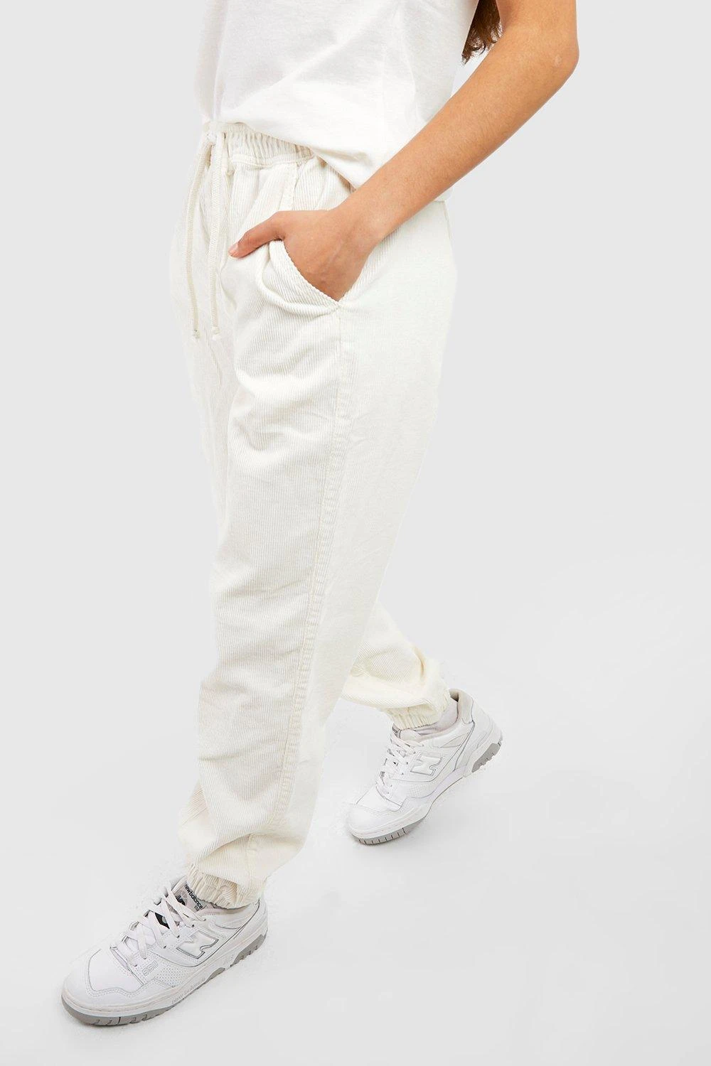 Cord-Jogginghose 4 Cord-Jogginghose – Bild 4