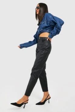 Beschichtete Mom-Jeans Mit Hohem Bund