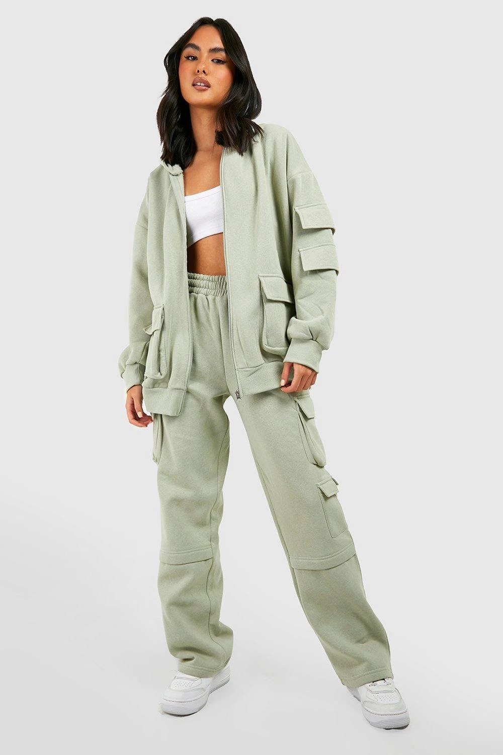 Jogginghose Geradem Bein Und Cargo-Tasche 1 Jogginghose Geradem Bein Und Cargo-Tasche