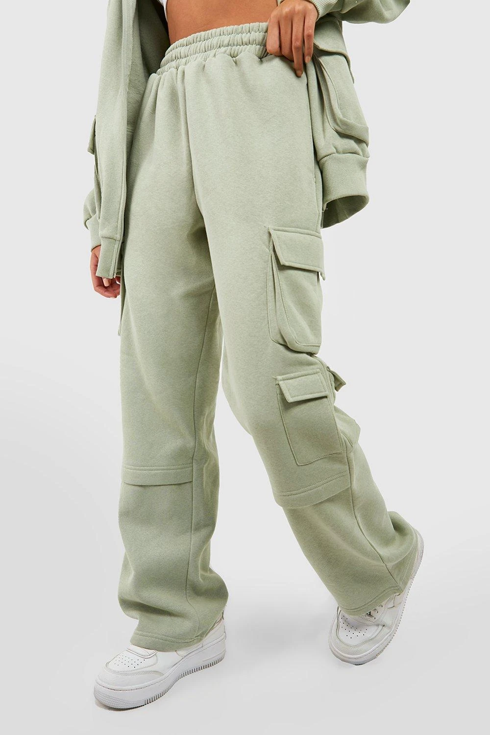 Jogginghose Geradem Bein Und Cargo-Tasche 4 Jogginghose Geradem Bein Und Cargo-Tasche – Bild 4