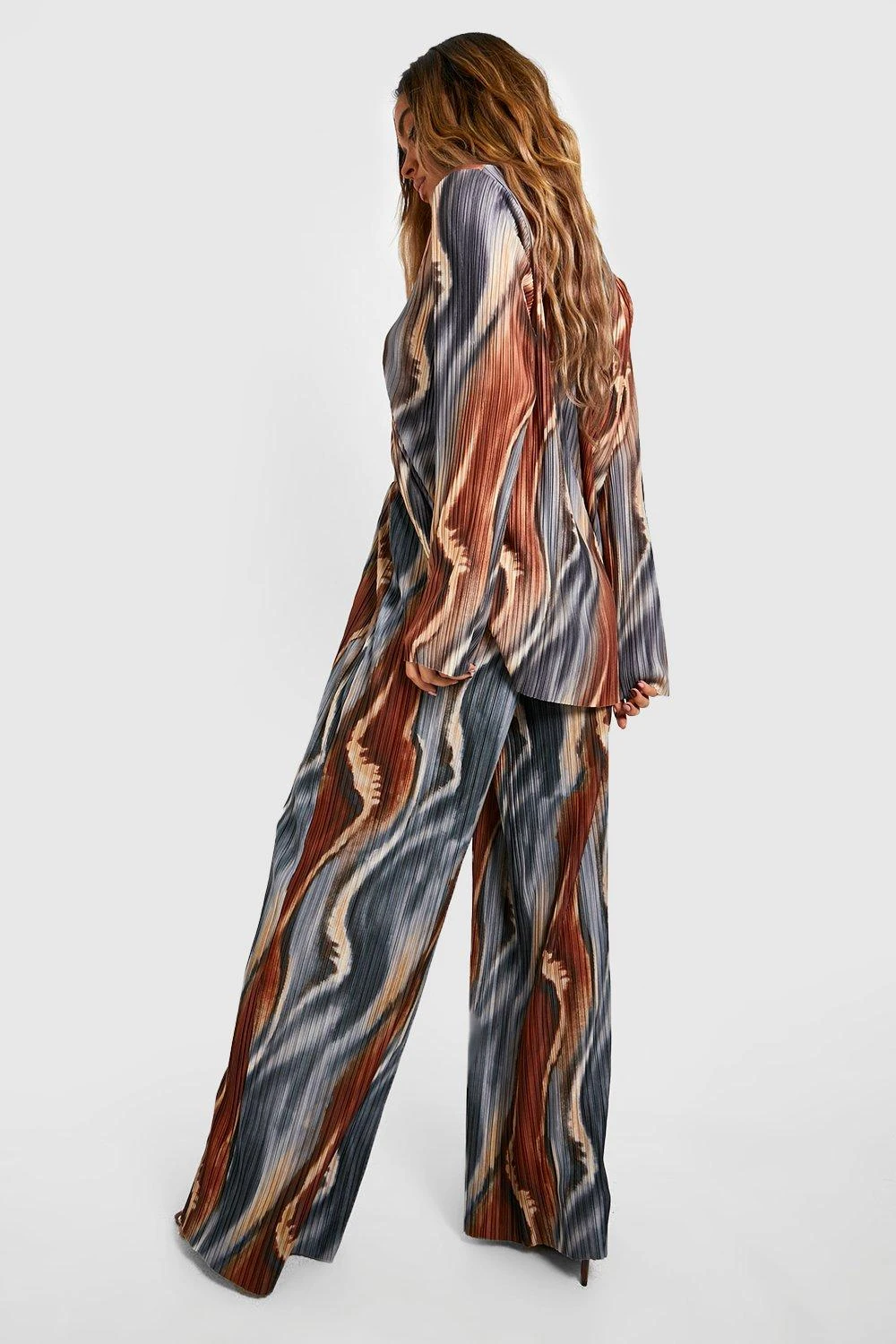 Plissee-Hose Mit Weitem Bein Und Marmor-Print 2 Plissee-Hose Mit Weitem Bein Und Marmor-Print – Bild 2