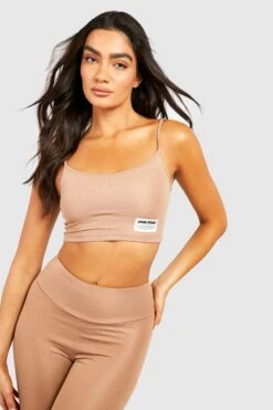 Active Crop Top Mit Etikett