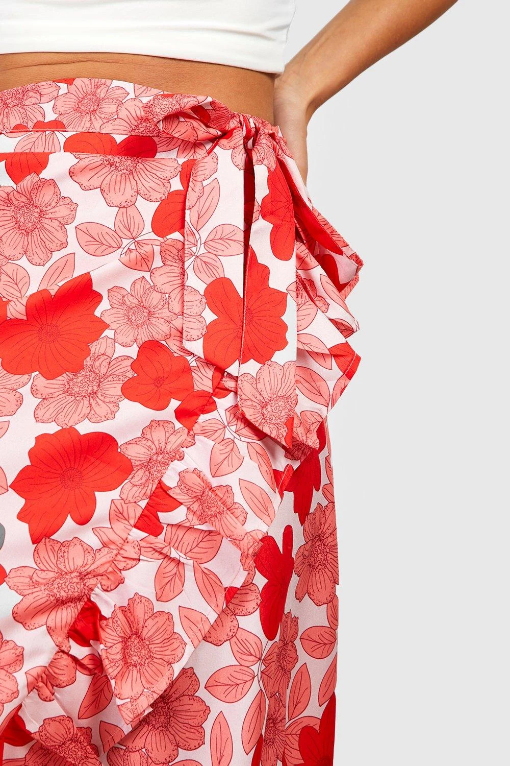 Floraler Wickel-Maxirock Mit Rüschensaum 4 Floraler Wickel-Maxirock Mit Rüschensaum – Bild 4