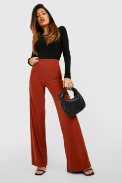 Basic Hose Mit Weitem Bein Und Hohem Bund