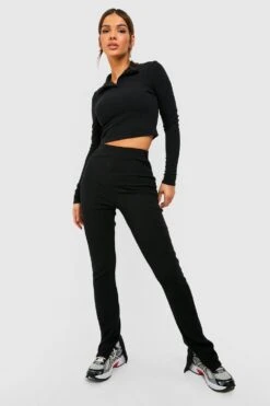 Gerippte Schlaghose Mit Geteiltem Saum