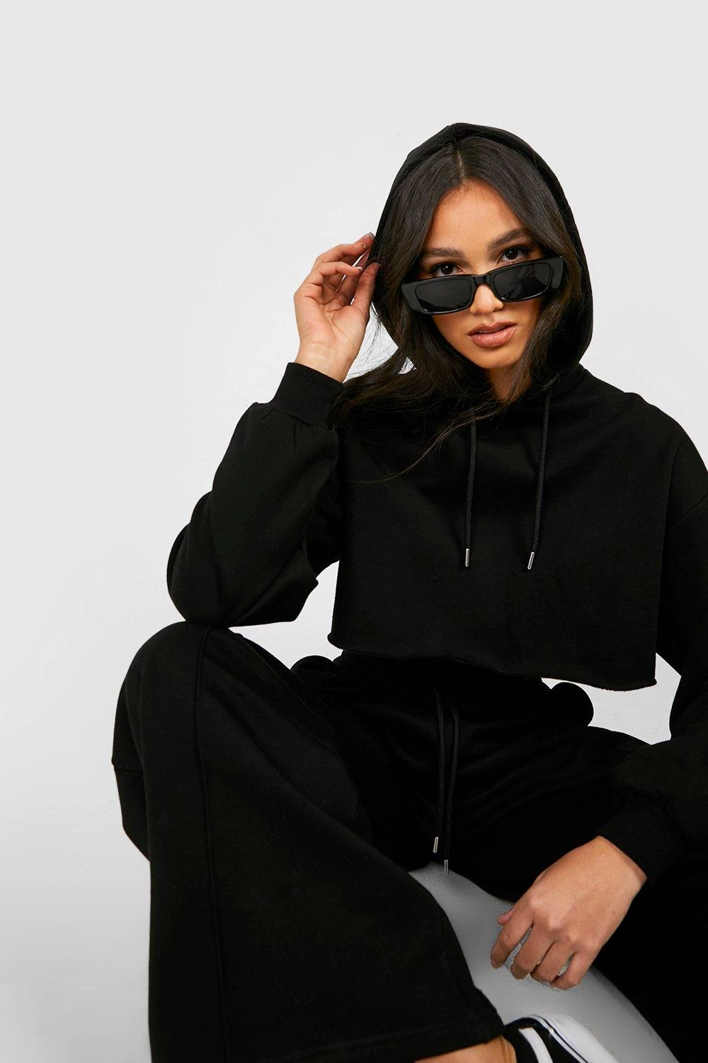 Kurzer Hoodie 1 Kurzer Hoodie