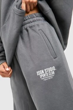 Oversize Jogginghose Mit Sports Club Slogan 7 Oversize Jogginghose Mit Sports Club Slogan -Deutschland Mode Pfiff Verkaufs-Shop gzz47418 charcoal xl 3