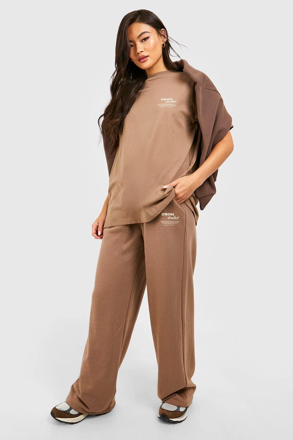 Weite Jogginghose Mit Slogan 1 Weite Jogginghose Mit Slogan