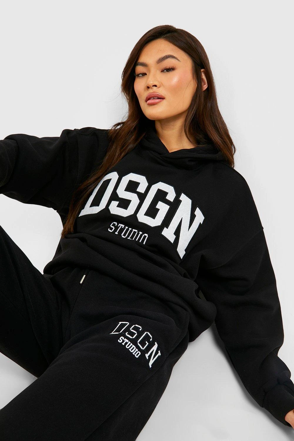 Oversize Hoodie Mit Dsgn Studio Applique 4 Oversize Hoodie Mit Dsgn Studio Applique – Bild 4