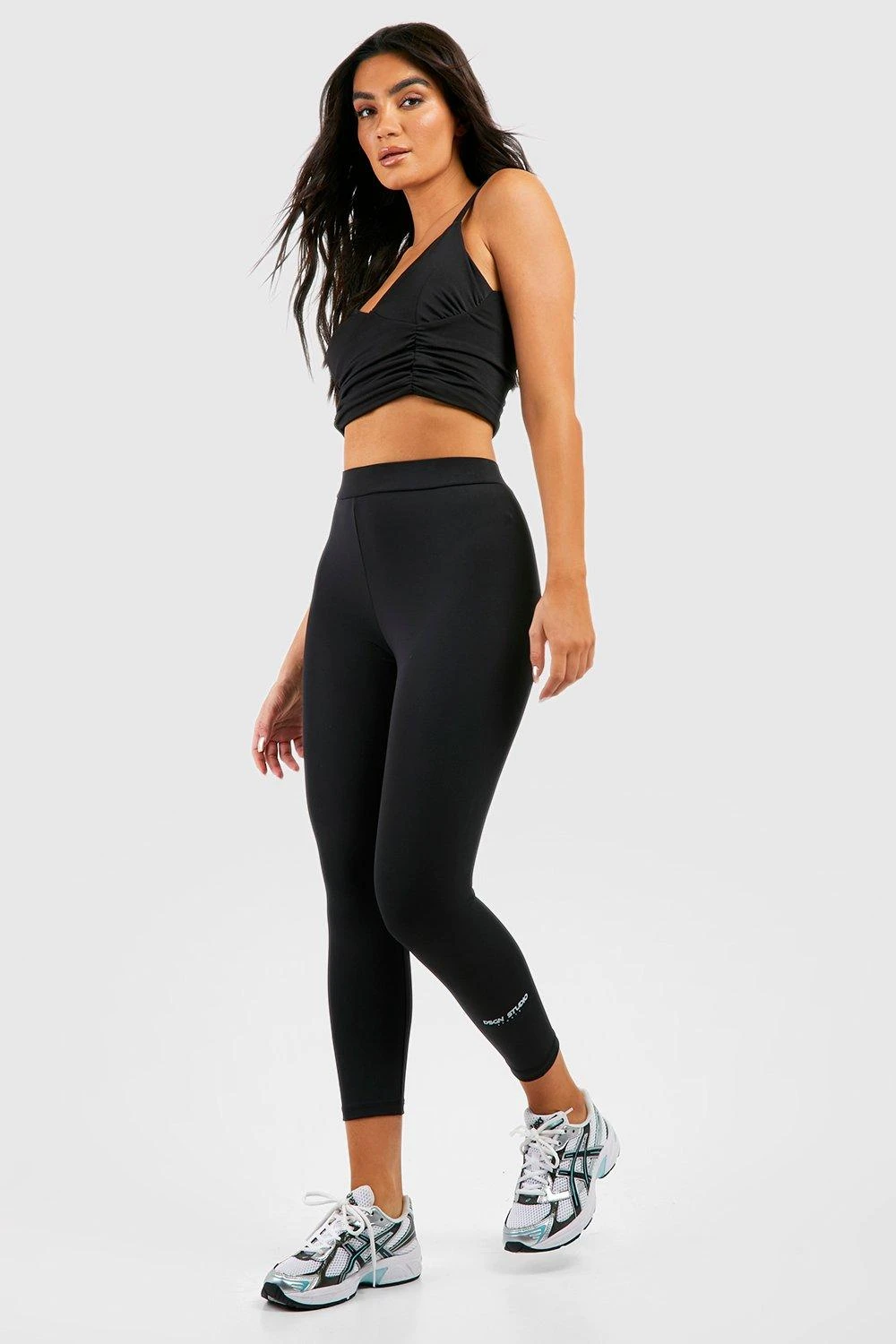 Kurze Sport-Leggings 1 Kurze Sport-Leggings
