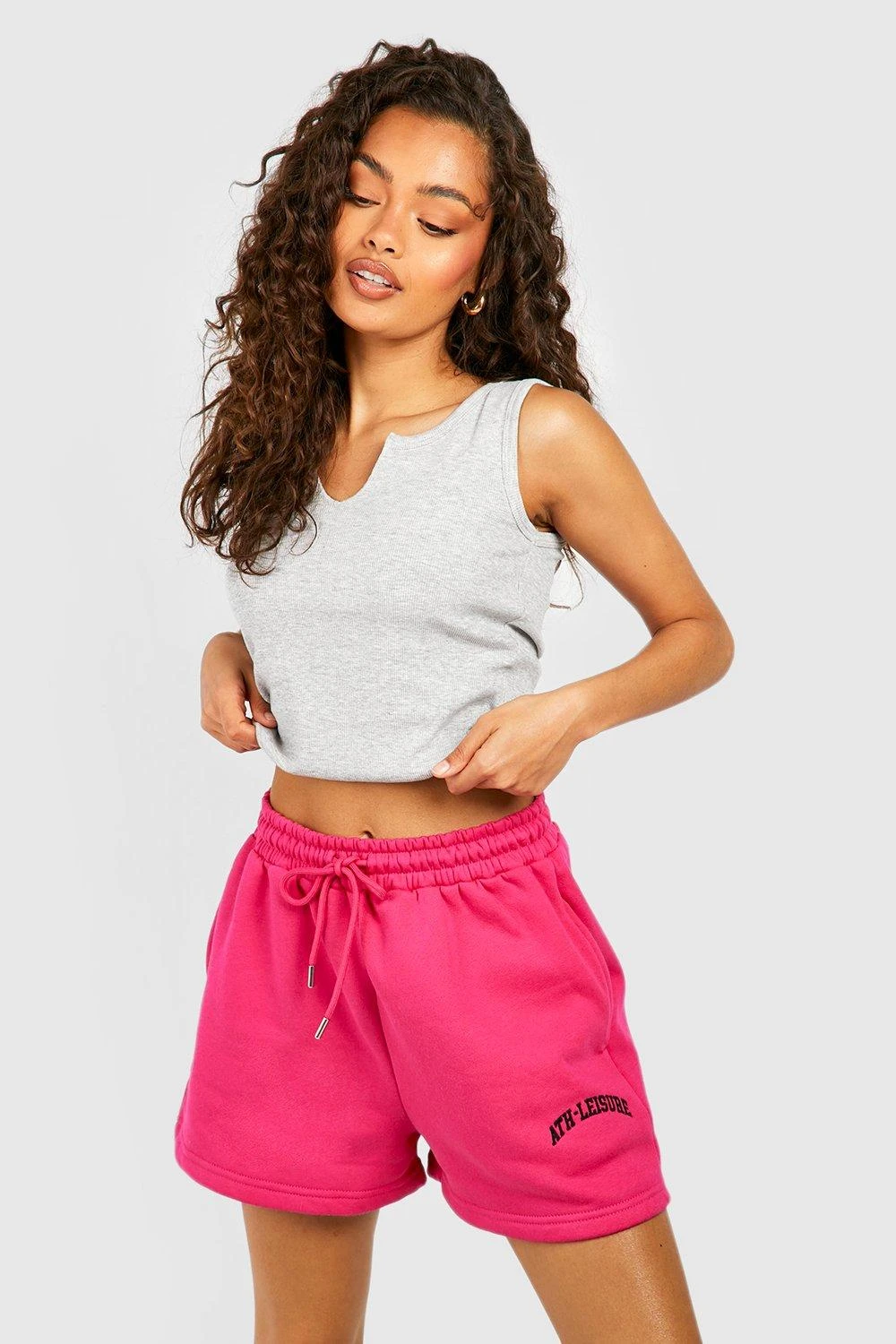 Bestickte Jogger-Shorts 1 Bestickte Jogger-Shorts