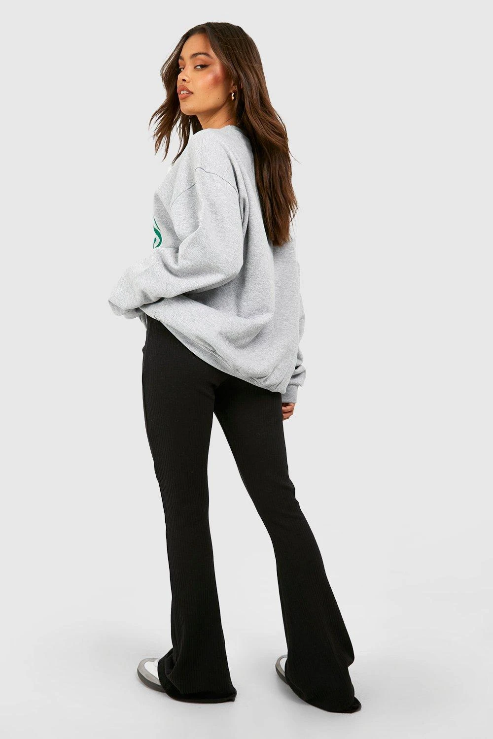 Gerippte Schlaghose Mit Shaper-Bund Und Hohem Bund 2 Gerippte Schlaghose Mit Shaper-Bund Und Hohem Bund – Bild 2