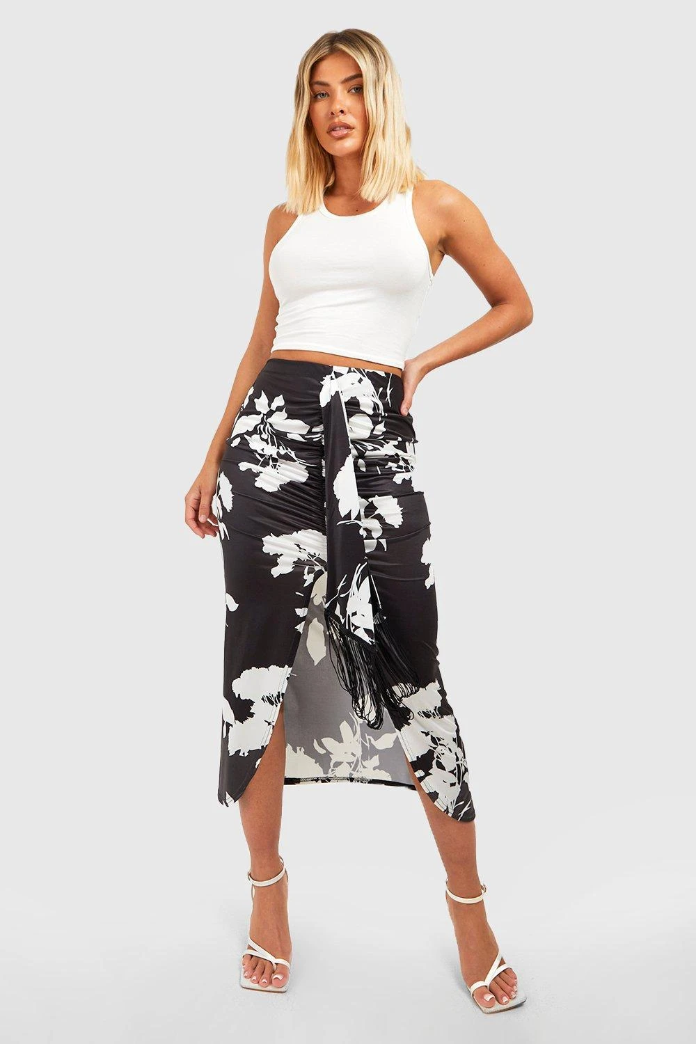 Drapierter Midirock Mit Floralem Print Und Quasten 3 Drapierter Midirock Mit Floralem Print Und Quasten – Bild 3