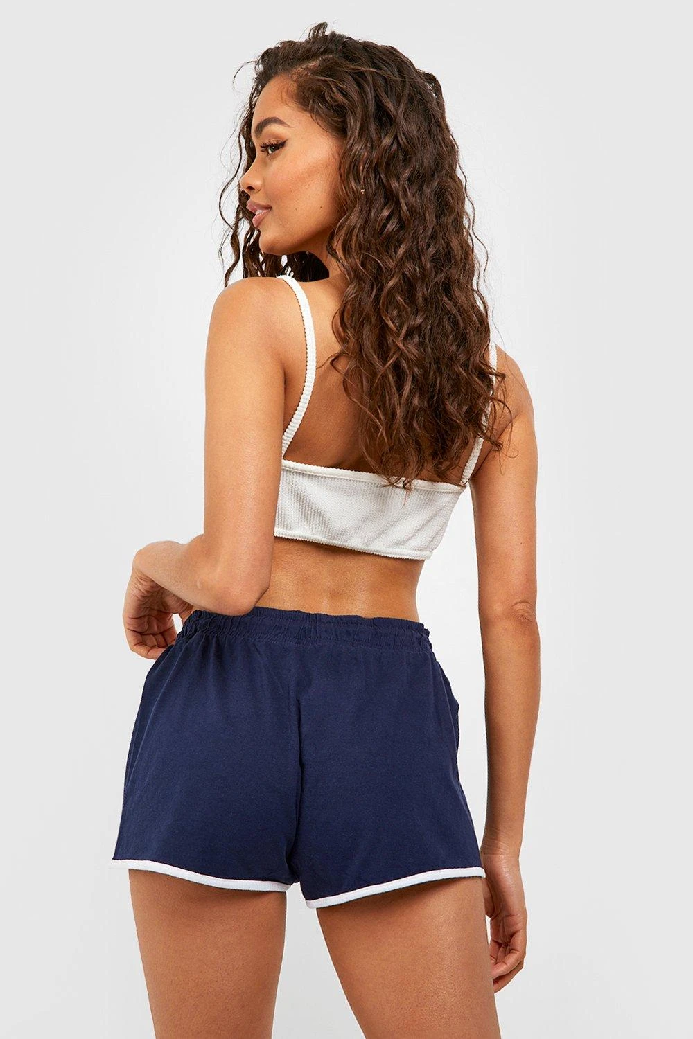 Laufshorts Mit Kontrast-Detail 2 Laufshorts Mit Kontrast-Detail – Bild 2